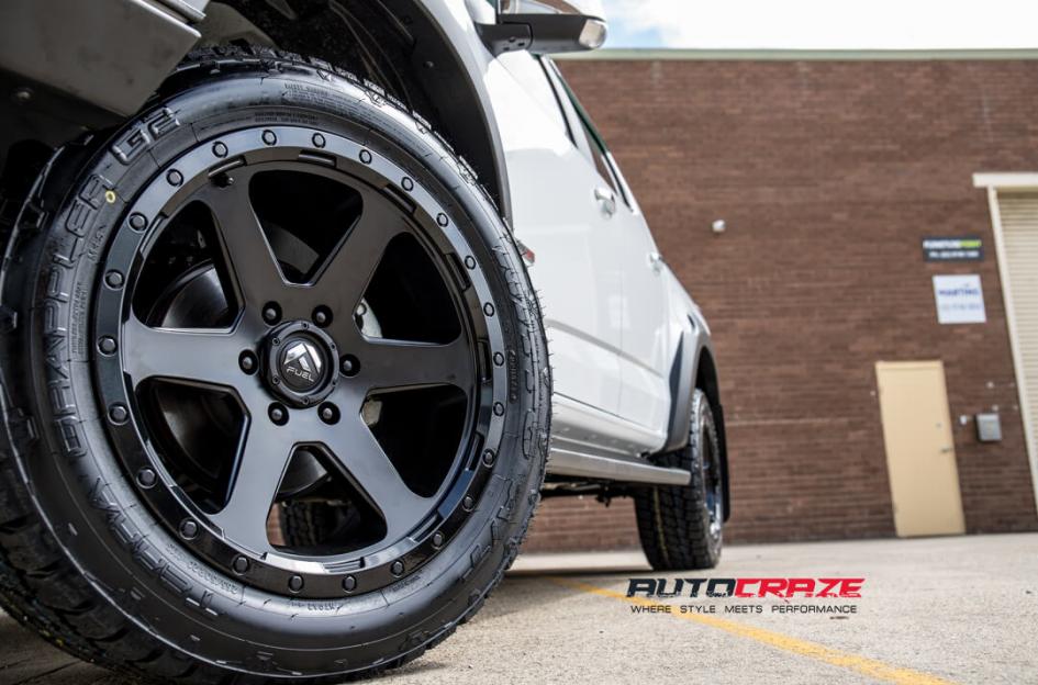 HOLDEN COLORADO RIPPER MATTE BLACK